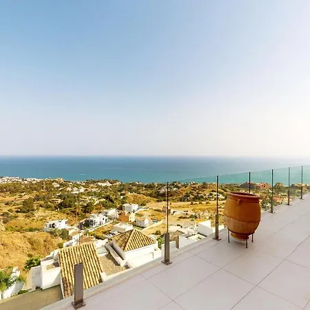 Stupa Hills Vi - Luxury Duplex Penthouse *