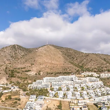 Stupa Hills Vi - Luxury Duplex Penthouse